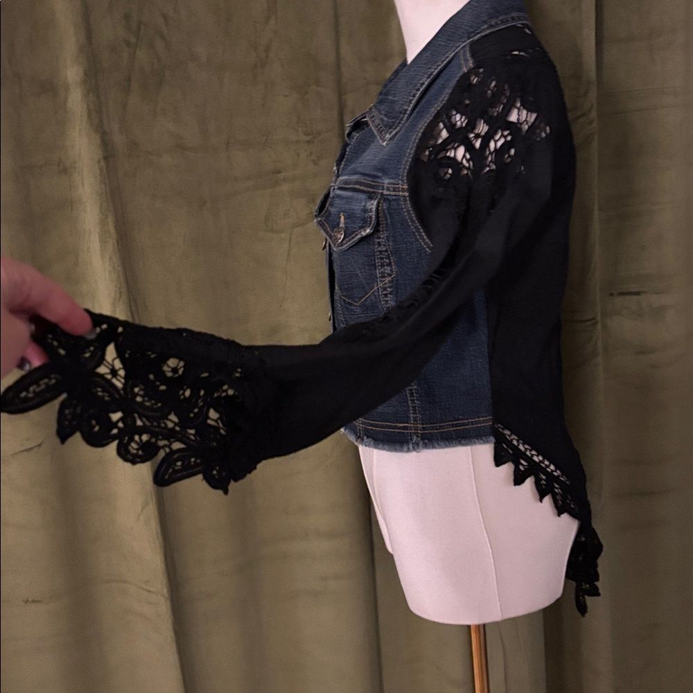 Casadei denim / Black Lace Detail jacket, US6 - Picture 9 of 10